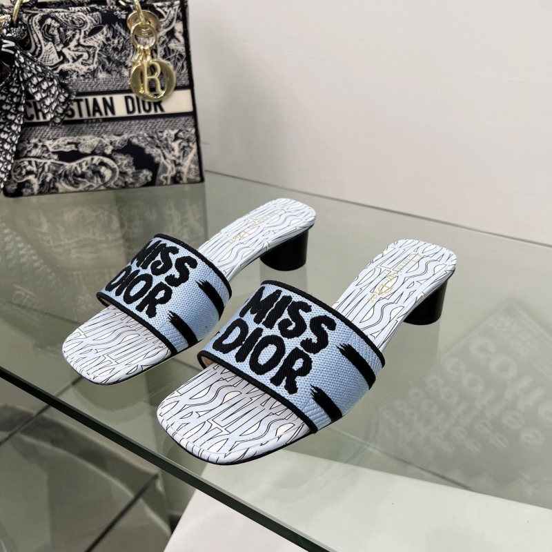 ch**an D*or slippers